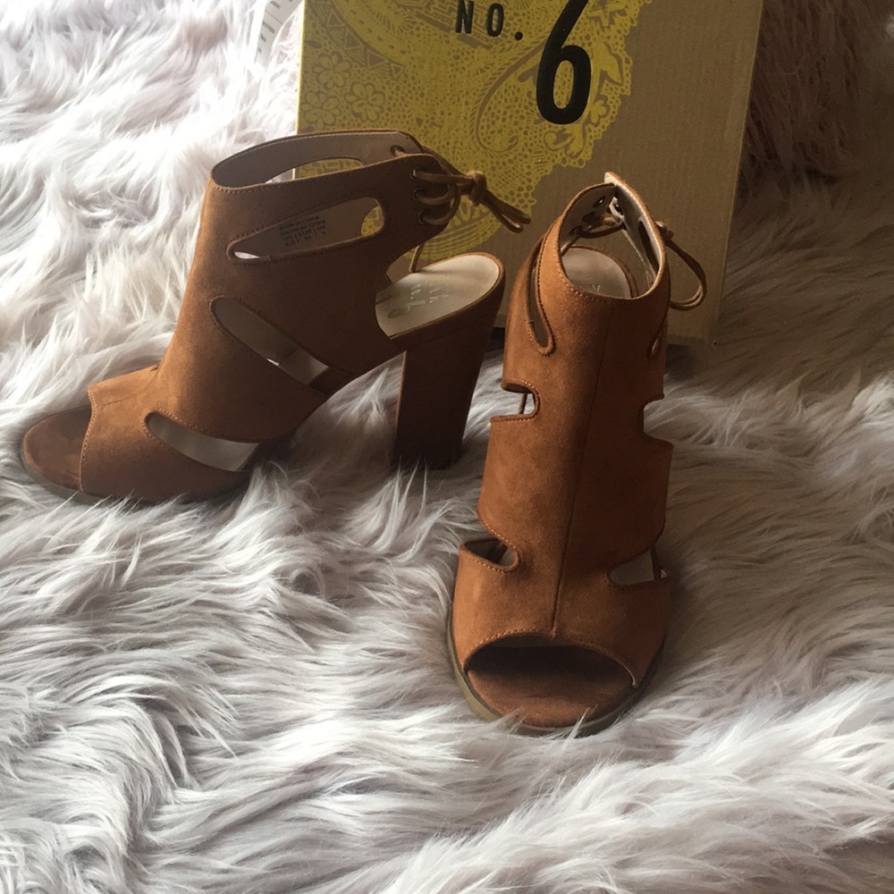 Mix No. 6 ITIELI Bronze Sandals